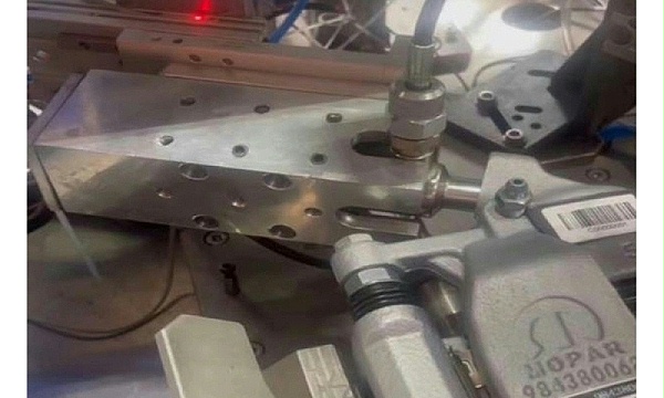 格雷希尔G80P系列快速密封接头助力卡钳自动化密封测试